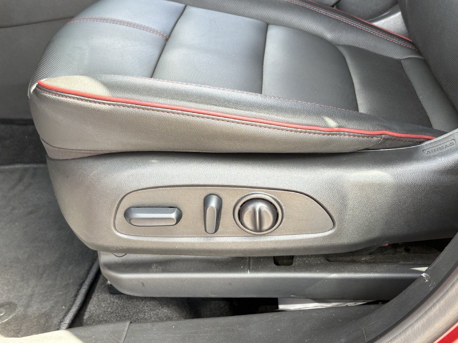 Used 2024 Chevrolet TrailBlazer RS w/ Convenience Package FWD image 26
