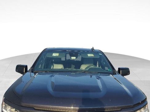 Used 2022 Chevrolet Silverado 1500 RST w/ Convenience Package II AWD/4WD image 11