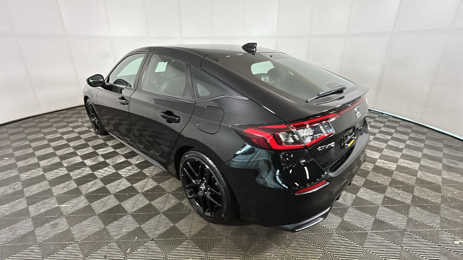 Used 2024 Honda Civic Sport image 4