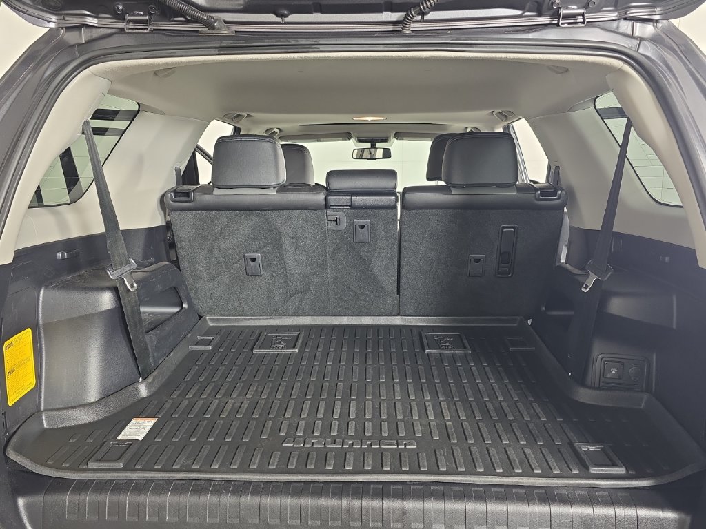 Used 2019 Toyota 4Runner SR5 Premium AWD/4WD image 30