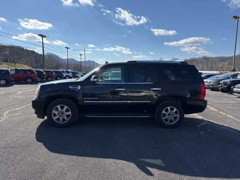 Used 2008 Cadillac Escalade AWD image 5