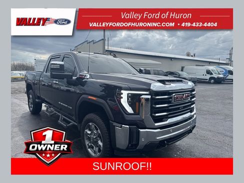 Used 2025 GMC Sierra 2500 SLT image 1