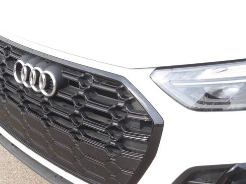 Used 2025 Audi Q5 2.0T Premium w/ Convenience Plus Package image 11