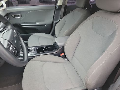 Used 2025 Kia K4 FWD image 4