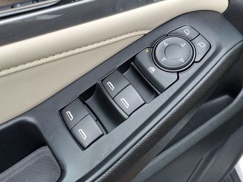 Used 2023 Chevrolet Traverse LS w/ Safety Package image 23