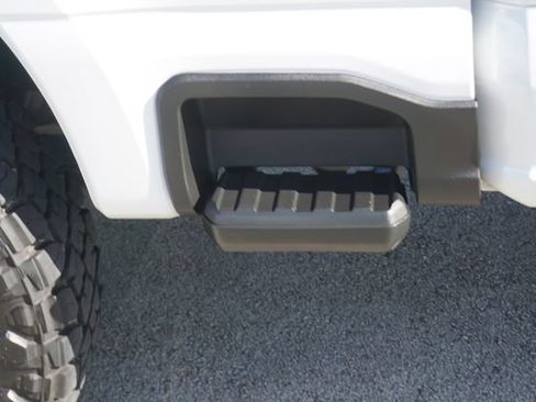Used 2025 Ford F250 Platinum AWD/4WD image 28