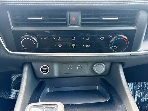 Certified 2023 Nissan Rogue S AWD/4WD image 16