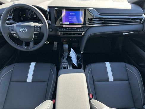 New 2026 Toyota Camry SE image 12