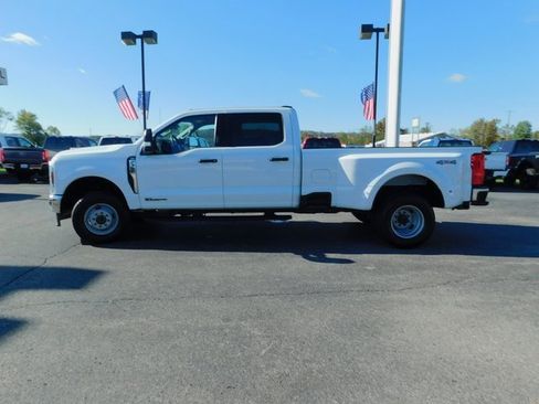 Used 2024 Ford F350 XLT image 6