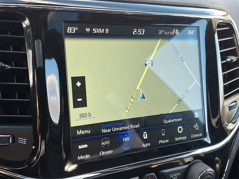 Used 2022 Jeep Grand Cherokee Limited image 18