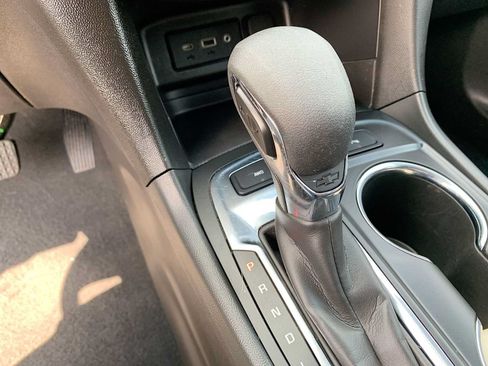 Certified 2023 Chevrolet Equinox LT AWD/4WD image 15