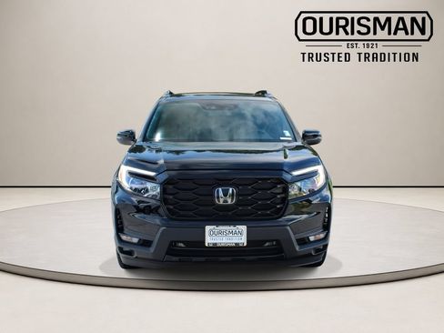 Used 2023 Honda Passport Elite image 2