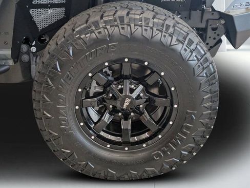 New 2026 Jeep Gladiator Sport AWD/4WD image 9