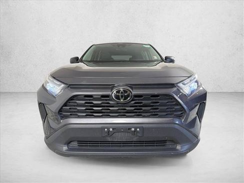 Used 2024 Toyota RAV4 LE AWD/4WD image 8