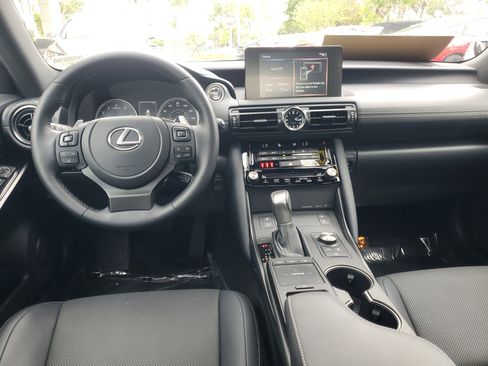 Certified 2023 Lexus IS 300 w/ Comfort Package image 10