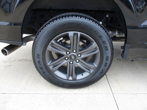 Used 2023 Ford F150 XLT w/ Equipment Group 302A High AWD/4WD image 18