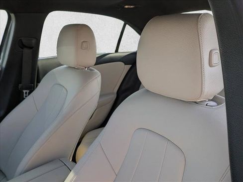 Used 2019 Mercedes-Benz A 220 4MATIC image 14
