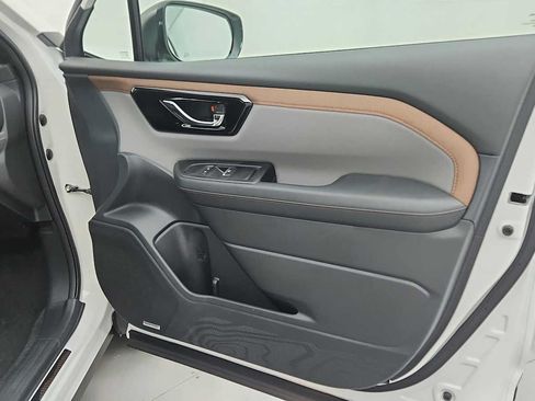 New 2026 Subaru Forester Sport AWD/4WD image 27
