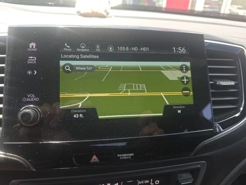 Used 2023 Honda Passport TrailSport image 19