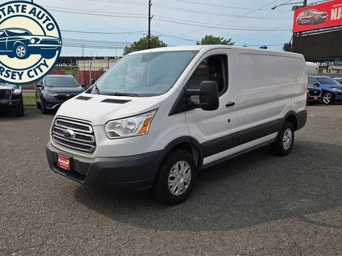 Used 2017 Ford Transit 250 130 Low Roof w/ Premium Package RWD image 9