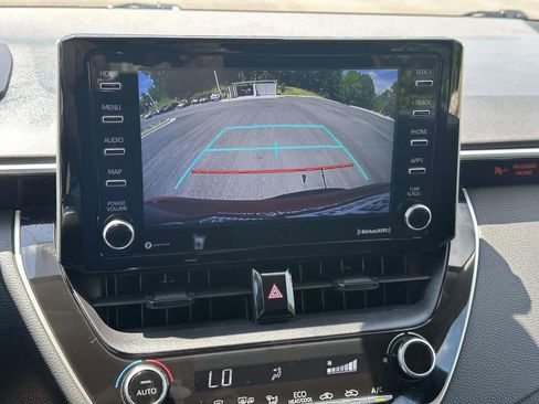 Used 2021 Toyota Corolla LE FWD image 20