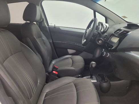 Used 2015 Chevrolet Spark LT image 21