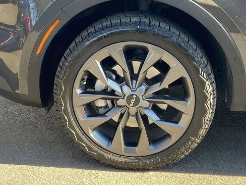 Used 2023 Kia Sorento X-Line EX image 30
