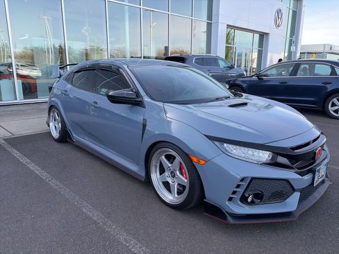 Used 2019 Honda Civic Type R image 3