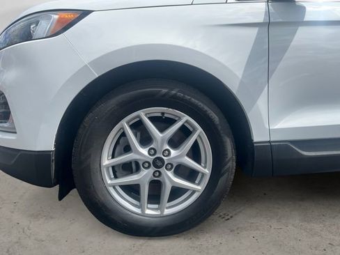Used 2024 Ford Edge SEL AWD/4WD image 14