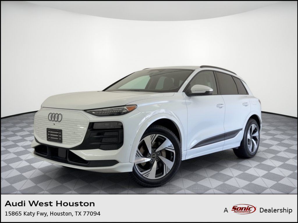 Used 2025 Audi Q6 e-tron Premium Plus w/ Premium Plus AWD/4WD image 1
