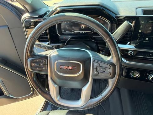 Used 2022 GMC Sierra 1500 SLT AWD/4WD image 22