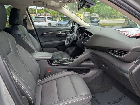 Used 2023 Buick Envision Essence AWD/4WD image 16
