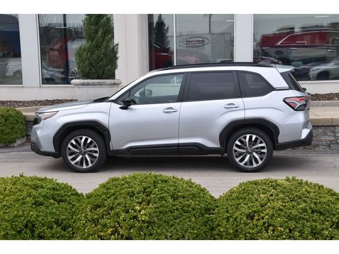 Used 2026 Subaru Forester Touring image 7