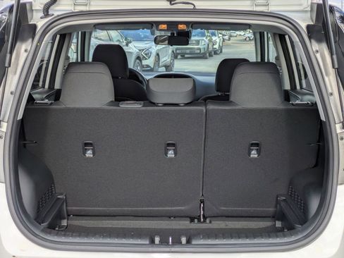 Used 2025 Kia Soul LX image 9