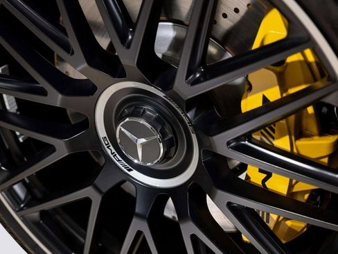 Used 2022 Mercedes-Benz SL 63 AMG 4MATIC image 12