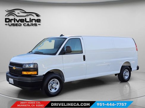 Used 2025 Chevrolet Express 2500 Extended w/ Driver Convenience Package image 11