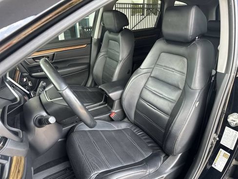 Used 2019 Honda CR-V Touring image 12