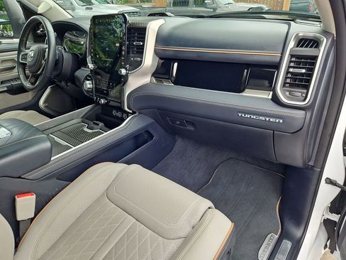 Used 2025 RAM 1500 Tungsten w/ Off Road Group AWD/4WD image 17