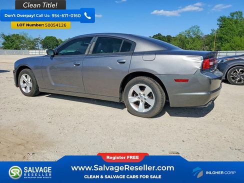 Used 2011 Dodge Charger SE image 3