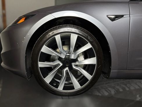 Used 2026 Tesla Model 3 RWD image 25