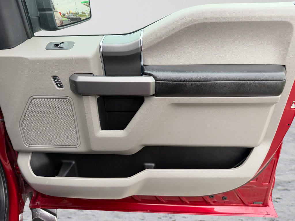 Used 2019 Ford F150 XLT w/ Equipment Group 302A Luxury RWD image 31