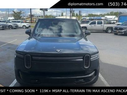 Used 2026 Rivian R1S Premium