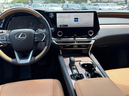 Certified 2025 Lexus RX 350 FWD image 19