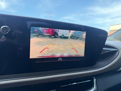 Used 2024 Buick Envista Avenir FWD image 32
