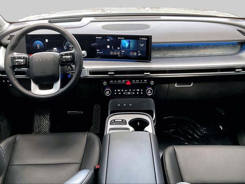 Certified 2026 Hyundai Ioniq 9 Calligraphy AWD/4WD image 15