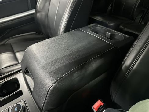 Used 2024 Ford Expedition Max XLT image 26