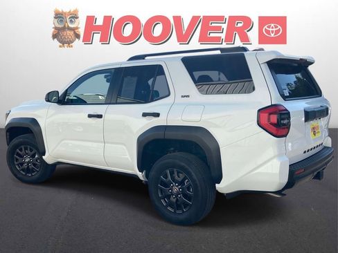 Used 2025 Toyota 4Runner SR5 image 3