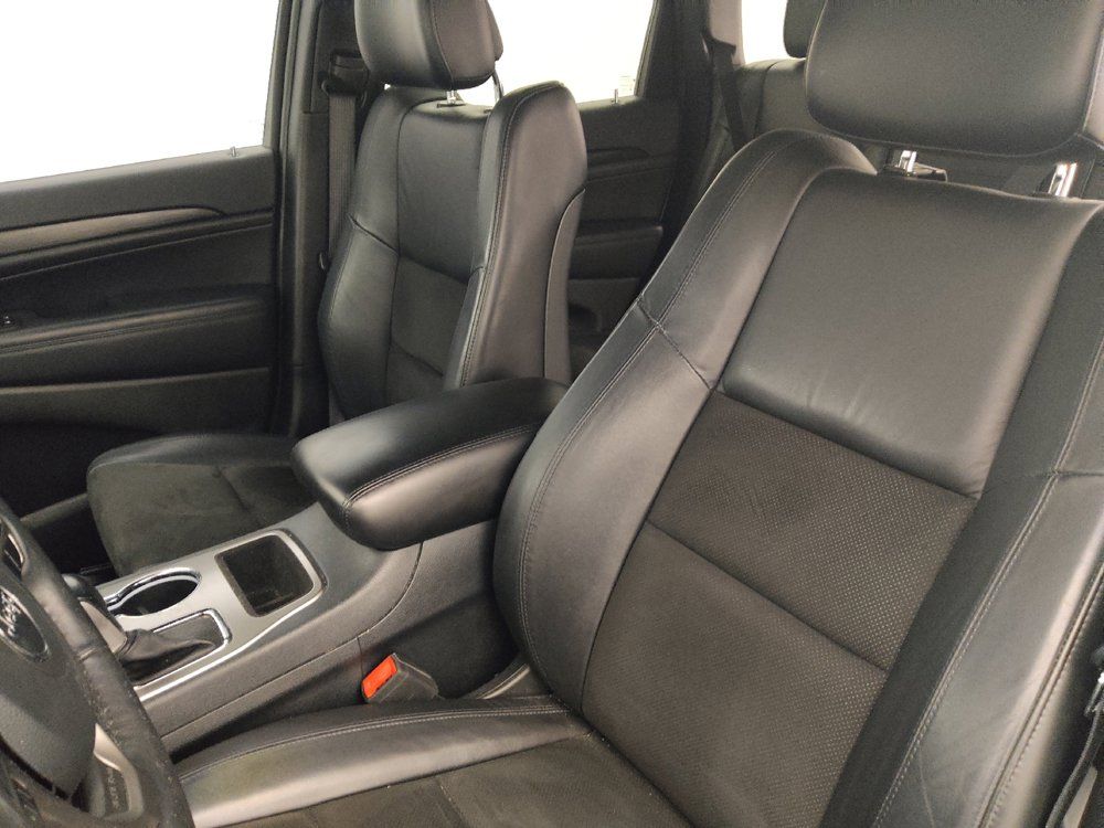 Used 2020 Jeep Grand Cherokee Altitude RWD image 17