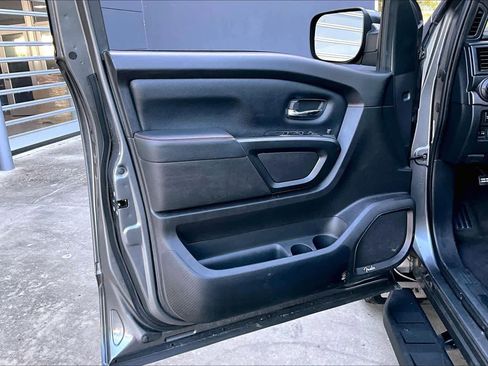 Certified 2021 Nissan Titan PRO-4X w/ Pro-4x Utility Package image 20