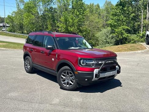 Used 2025 Ford Bronco Sport Big Bend AWD/4WD image 2